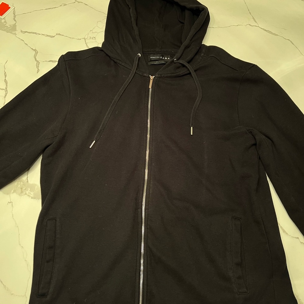 zara hoodie black